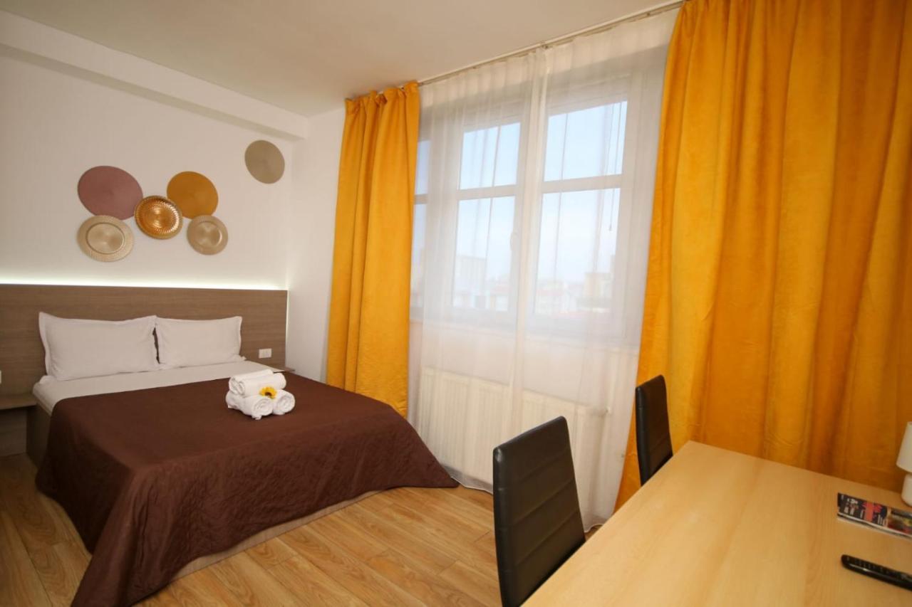 Comfort Apartments Timisoara Ngoại thất bức ảnh