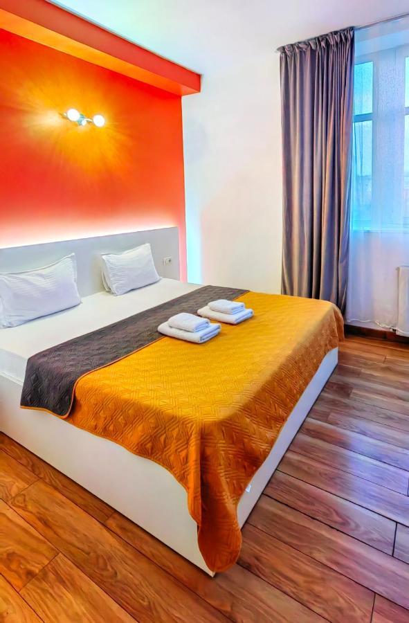 Comfort Apartments Timisoara Ngoại thất bức ảnh