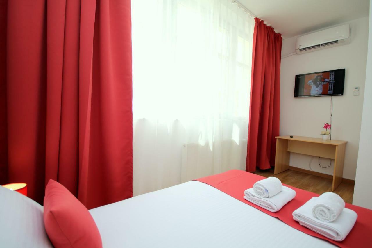 Comfort Apartments Timisoara Ngoại thất bức ảnh