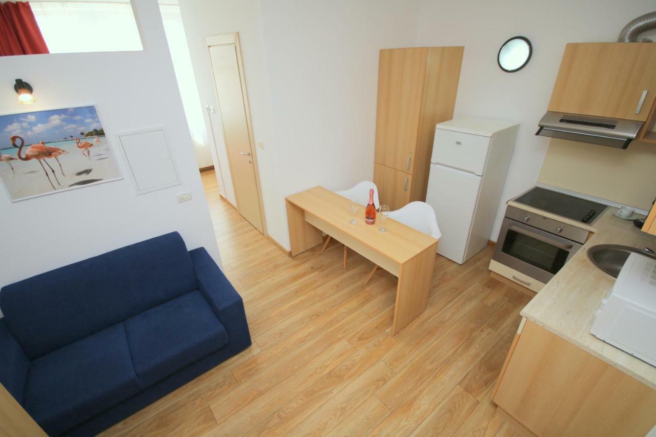 Comfort Apartments Timisoara Ngoại thất bức ảnh